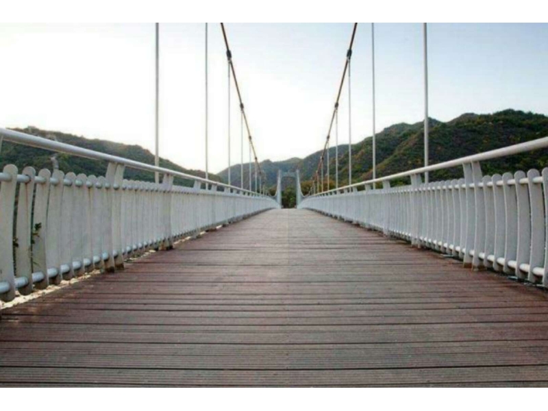 木質吊橋